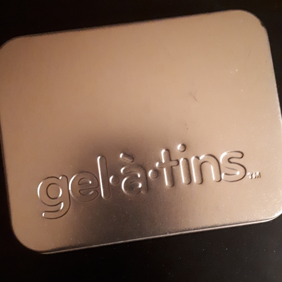 **REMOVING TMW** Clear Rubber Stamp Set - Retired! - Picture 4 of 5